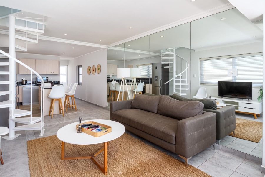 To Let 2 Bedroom Property for Rent in Mouille Point Western Cape